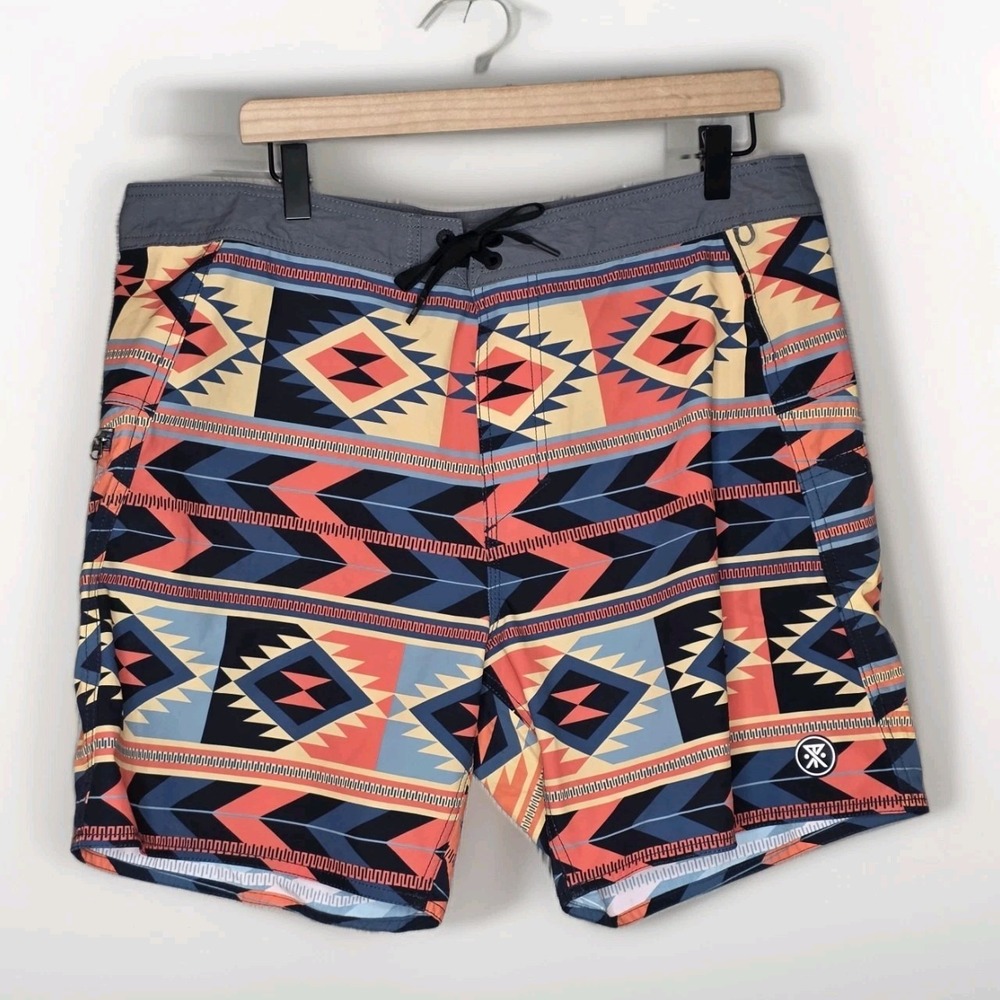 Roark The Boatman Fir 36 Swim Trunks Shorts Aztec Geometric Print Native